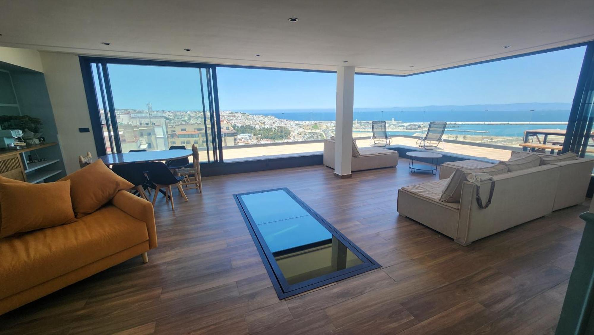 Magnifique Penthouse 160m2 Terrasse 90m2 Vue Appartement Tanger